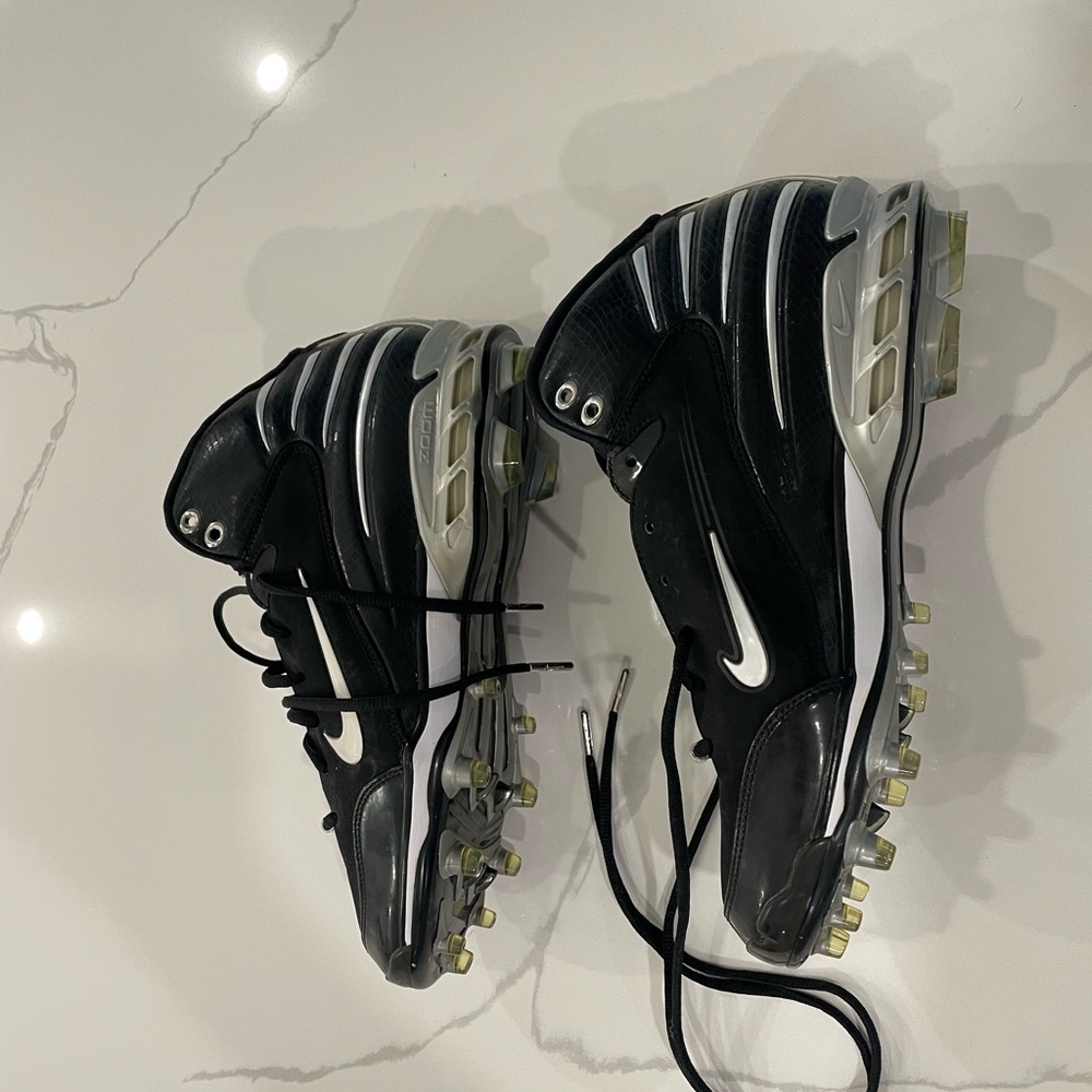 Like new Nike Next Frame Dry Fit Cleats